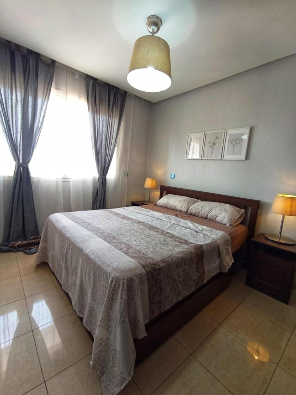 Chic & Serene Retreat With Wi-fi Apartment *
